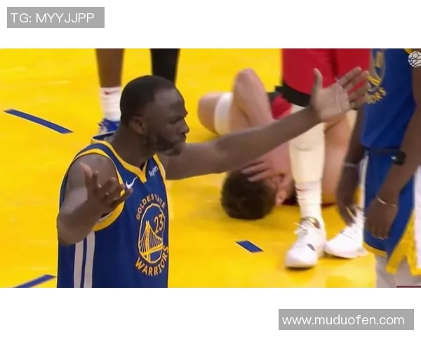 勇士与步行者场上冲突引发激烈斗殴赛场气氛瞬间紧张升级